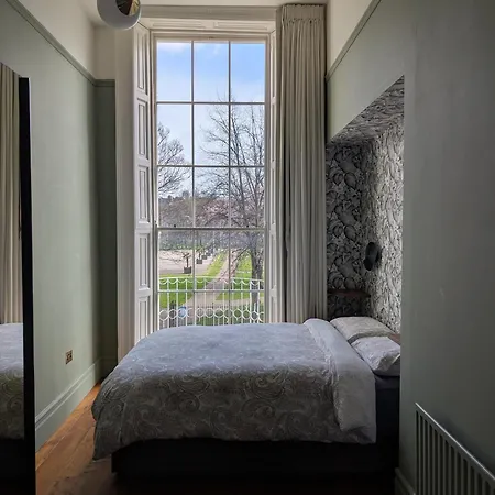 公寓 2 Bedrooms Georgian In The Heart Of The
