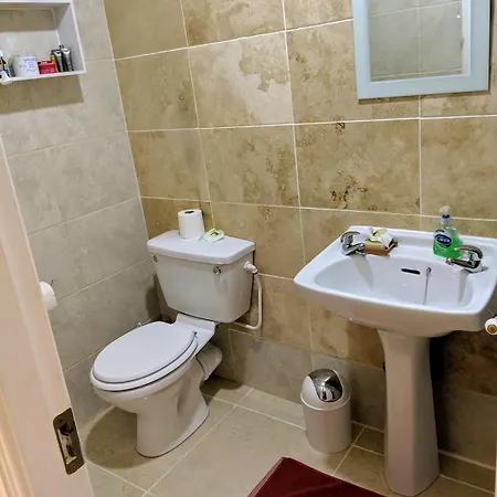 2 Bedrooms Georgian In The Heart Of The 公寓