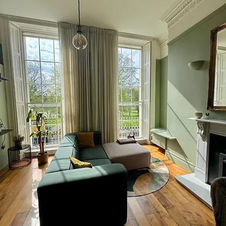 2 Bedrooms Georgian In The Heart Of The 公寓 都柏林