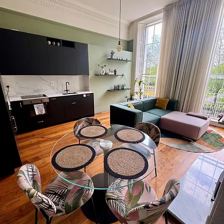 2 Bedrooms Georgian In The Heart Of The 公寓 都柏林
