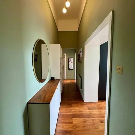 公寓 2 Bedrooms Georgian In The Heart Of The *